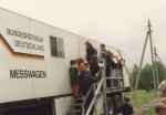 Children entering the "Messwagen" sponsored by Walter Gastreich Stiftung